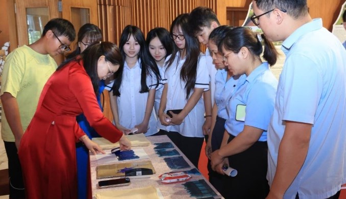 Quảng Ninh tôn vinh truyền thống hiếu học qua không gian Văn Miếu - ảnh 1