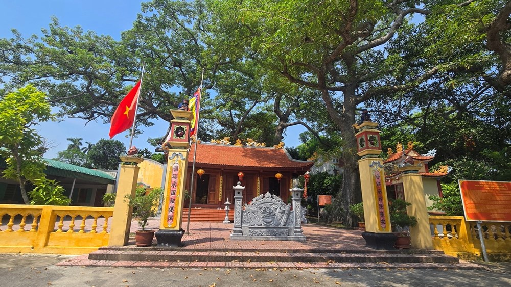 Hải Phòng: Đền Vạn Chài thờ Tứ vị Thánh Nương - các vị thần nữ ở cửa sông biển - ảnh 1