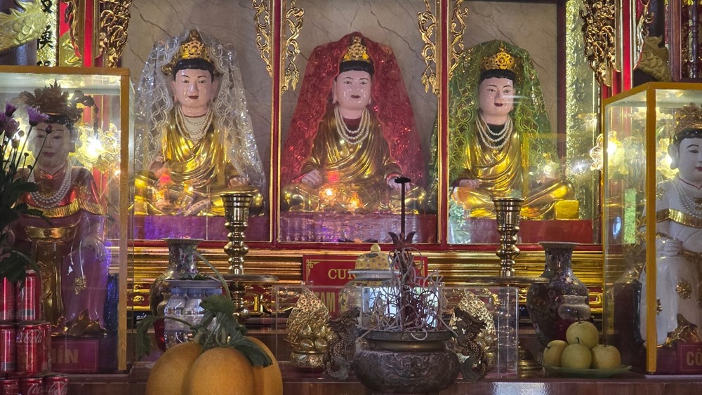 Hải Phòng: Đền Vạn Chài thờ Tứ vị Thánh Nương - các vị thần nữ ở cửa sông biển - ảnh 2