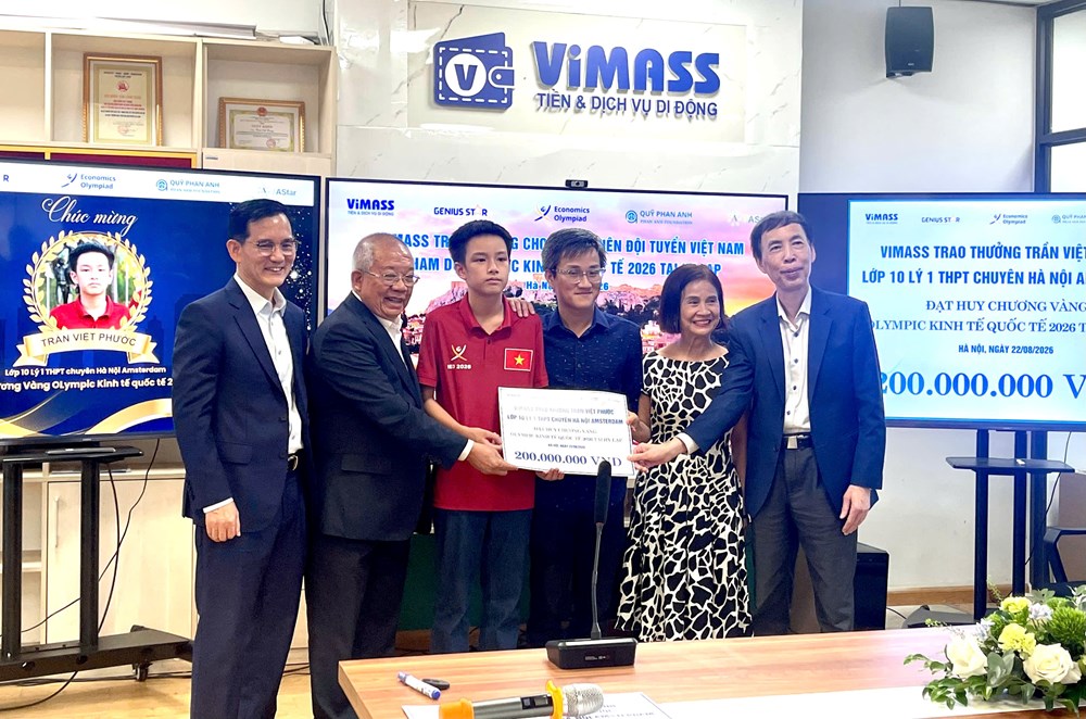 Nam sinh lớp 10 giành HCV Olympic Kinh tế toàn cầu với độ khó tương đương đại học năm 3 - ảnh 2