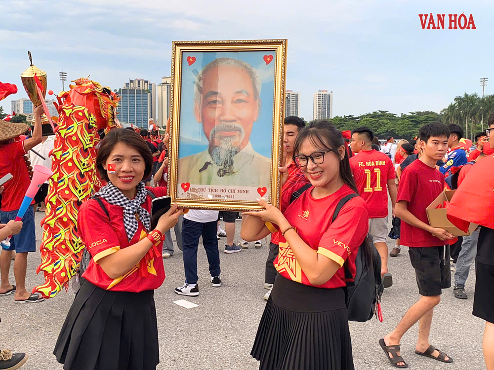 Cổ động viên Việt Nam “sục sôi” trước trận chung kết ASEAN Cup 2026 - ảnh 2