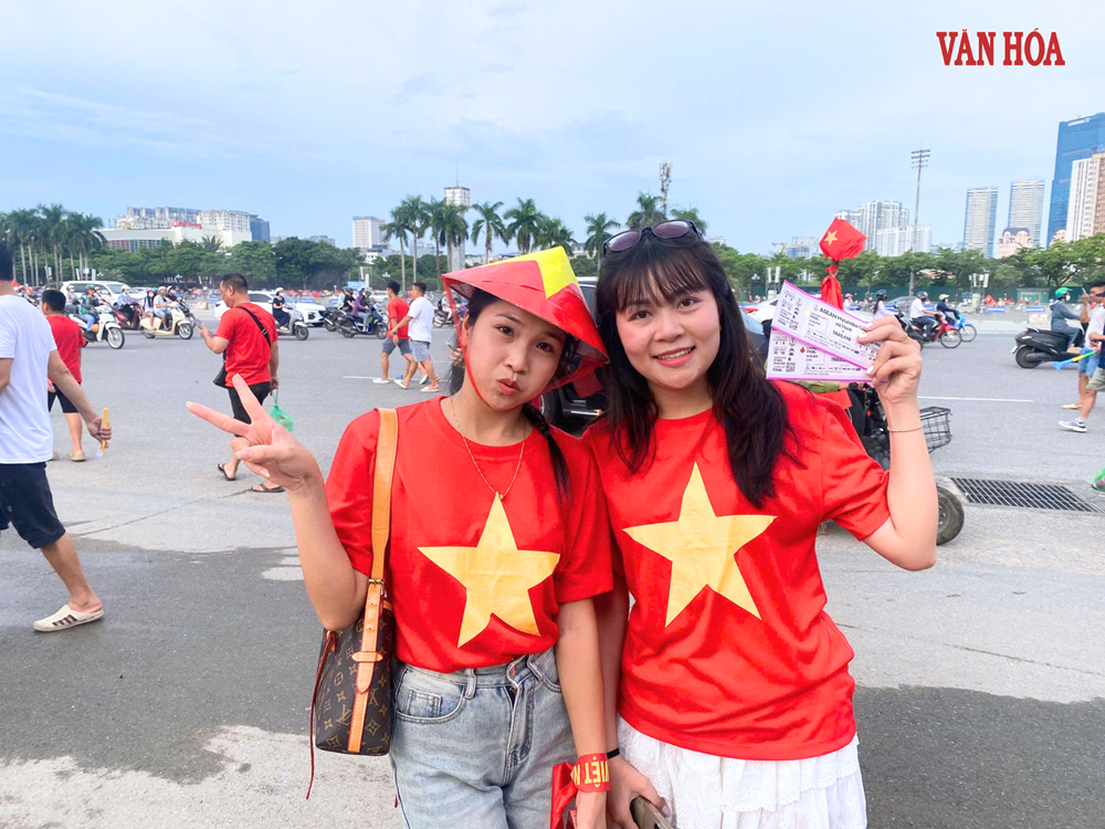 Cổ động viên Việt Nam “sục sôi” trước trận chung kết ASEAN Cup 2026 - ảnh 9