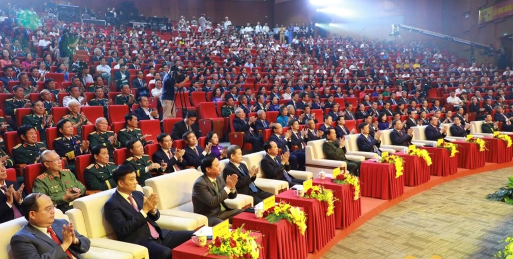 Tổng Bí thư, Chủ tịch nước Tô Lâm dự Lễ công bố tỉnh Quảng Ninh lên thành phố - ảnh 3