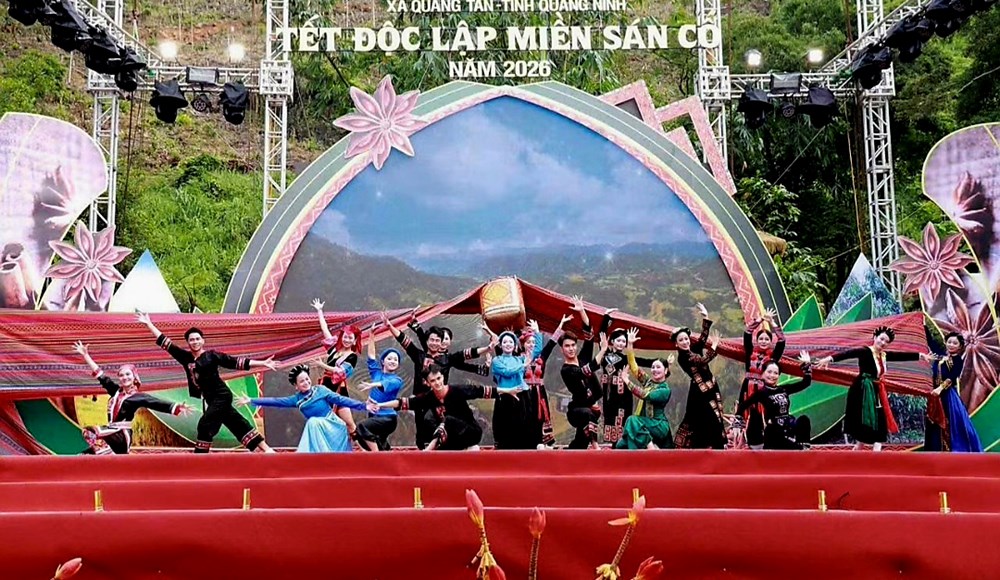 Quảng Tân rộn ràng “Tết Độc lập miền Sán Cố“ - ảnh 1