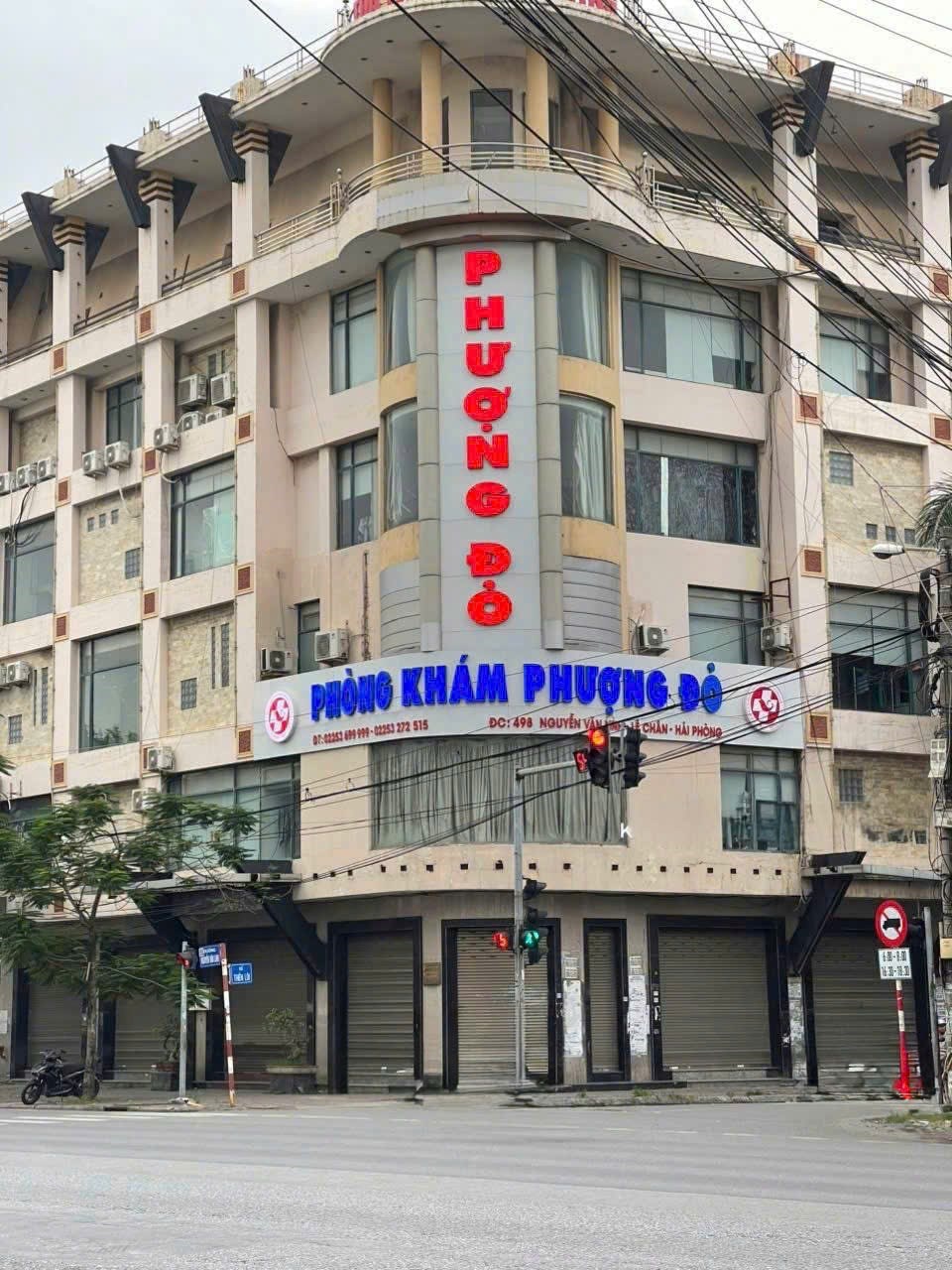 Khởi tố 19 bị can trong vụ cưỡng đoạt tài sản tại Phòng khám Phượng Đỏ - ảnh 1