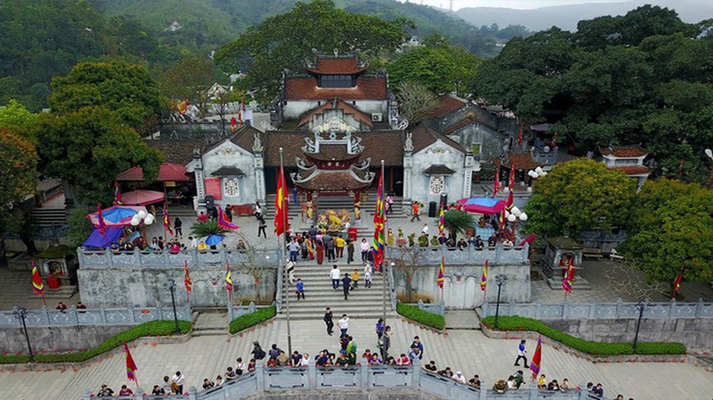 Quảng Ninh: Chính thức khai hội tại di tích quốc gia đặc biệt - ảnh 1