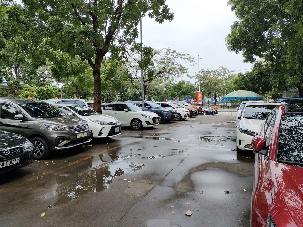 Hải Phòng: Tiến hành thu phí không dừng tại bến xe, bãi đỗ  - ảnh 1