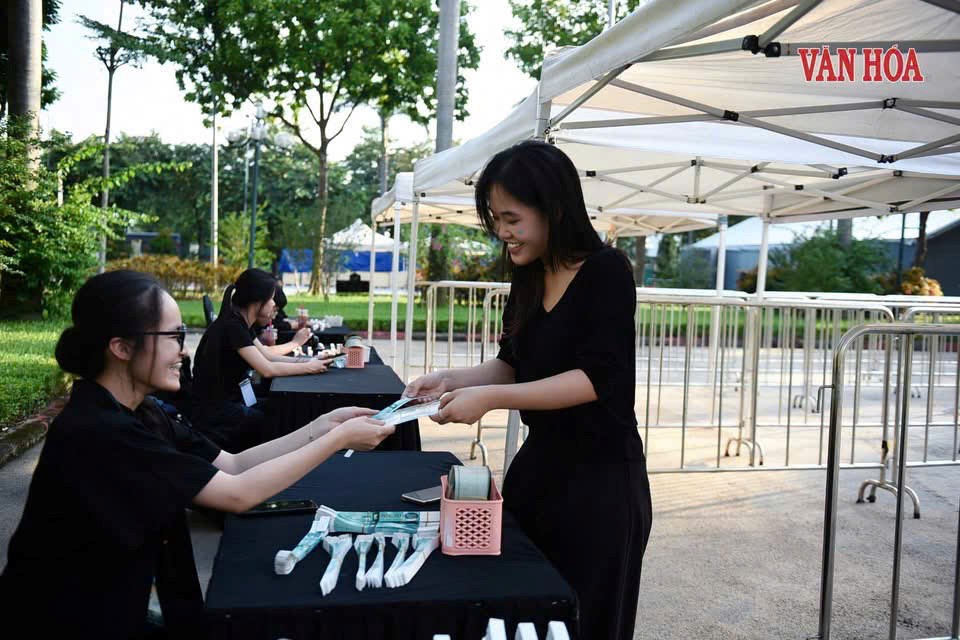 Ngày chuẩn bị trước “Trạm Yêu Concert 5” - Sẵn sàng bùng nổ tại Hà Nội - ảnh 5