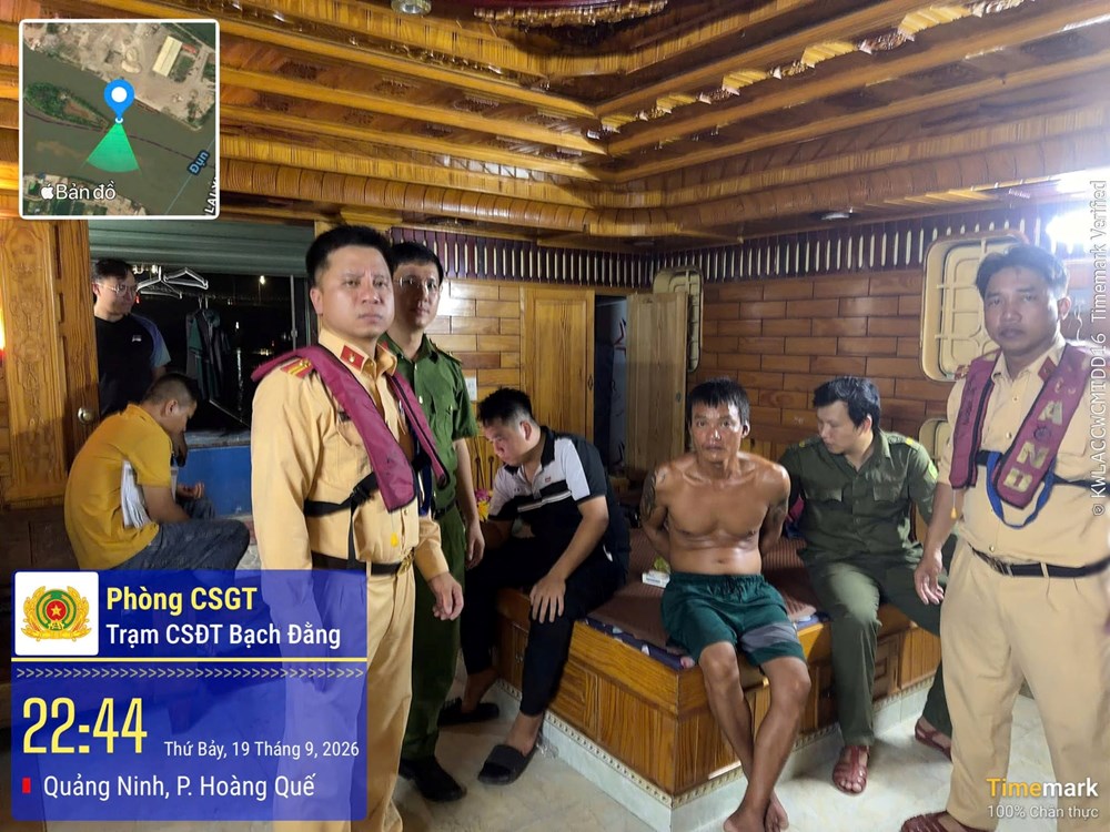 Hải Phòng: Bắt quả tang nhóm đối tượng sử dụng ma túy trên sông  - ảnh 1
