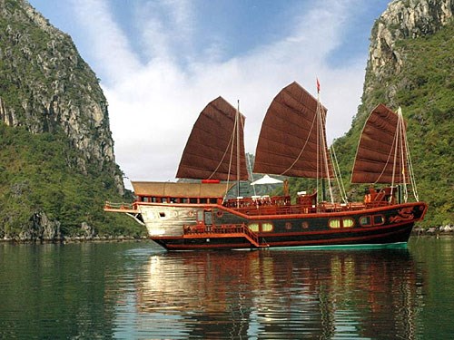 Quảng Ninh: Một doanh nghiệp đầu tư đóng mới tàu lưu trú sử dụng công nghệ động lực hybrid - ảnh 1