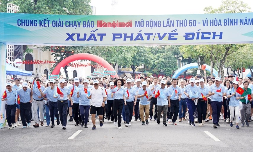 Gần 5.000 người dự chung kết Giải chạy Báo Hà Nội mới lần thứ 51 - ảnh 2