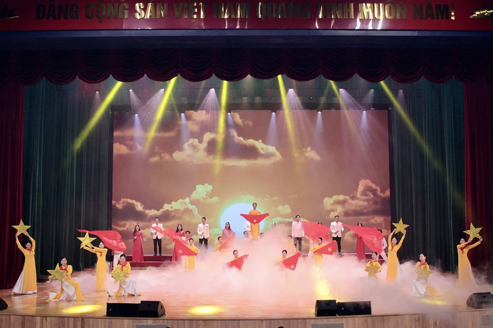 Đổi mới tư duy về người cao tuổi, chủ động thích ứng với già hóa dân số - ảnh 5