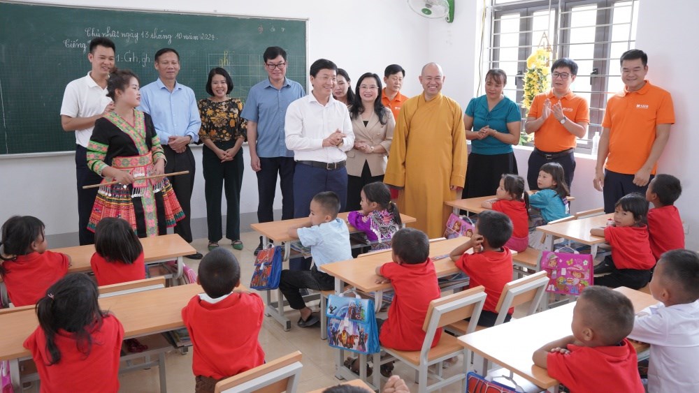 Từ lá thư của sinh viên y khoa đến hành trình nâng bước ước mơ - ảnh 3