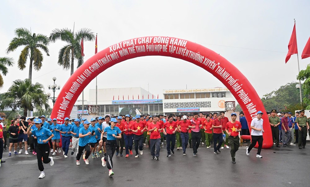 Hải Phòng: Gần 5.200 người tham gia giải chạy hưởng ứng Ngày hội toàn dân tập luyện thể thao - ảnh 1