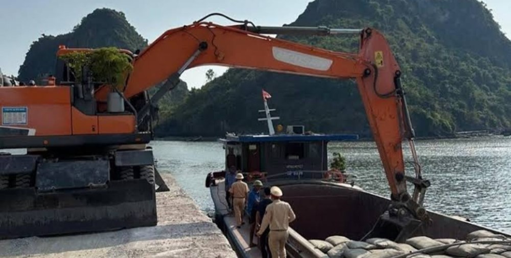 Hải Phòng: Chủ bến, thuyền trưởng bị xử phạt hành chính - ảnh 1