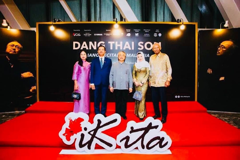 NSND Đặng Thái Sơn độc tấu piano tại Malaysia - ảnh 2