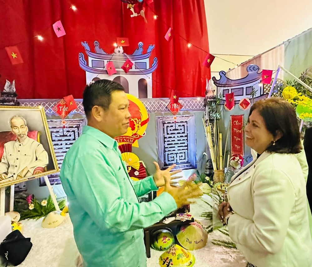 Không gian Việt Nam giữa lòng thủ đô Caracas - ảnh 2