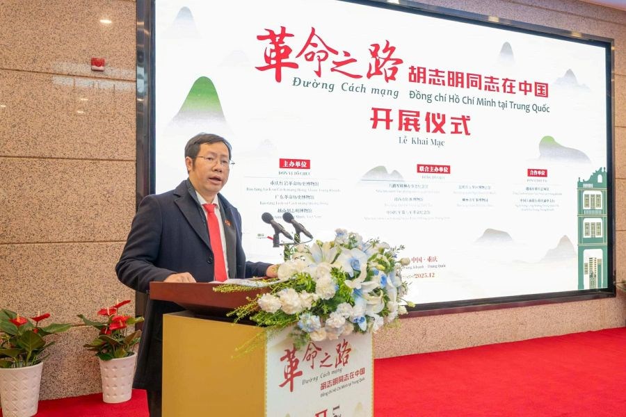 Triển lãm chuyên đề “Đường cách mạng - Đồng chí Hồ Chí Minh ở Trung Quốc“ - ảnh 2