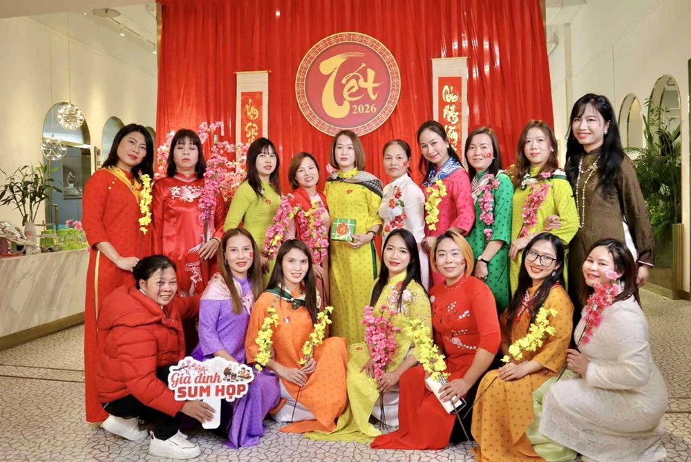 Cộng đồng người Việt Nam tại Trùng Khánh, Tứ Xuyên vui đón “Xuân Quê hương 2026” - ảnh 1