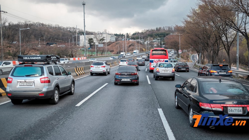  Hàn Quốc: Quy định “nghỉ lái xe một ngày mỗi tuần” để tiết kiệm nhiên liệu - ảnh 1