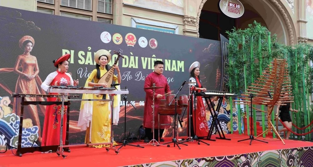 Lan tỏa văn hóa đặc sắc của Việt Nam tại Cộng hòa Séc - ảnh 2