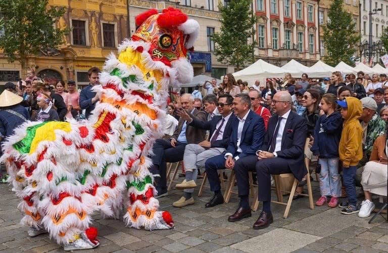 Lễ hội Văn hóa Việt Nam tại Ba Lan thu hút hàng chục nghìn du khách tới tham quan - ảnh 1