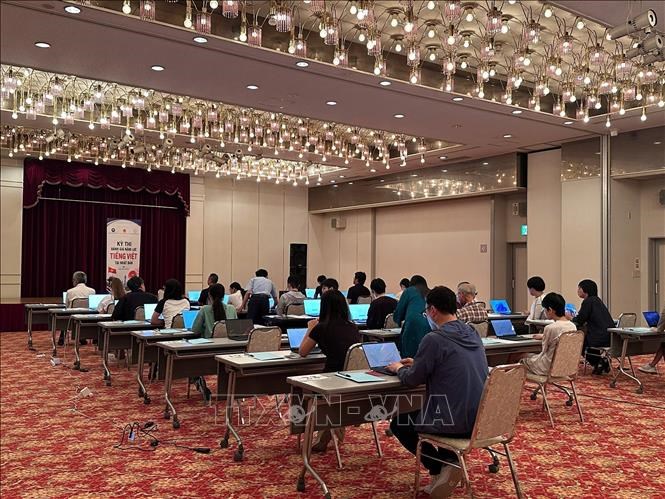 Thúc đẩy quảng bá tiếng Việt qua kỳ thi trên máy tính tại Osaka - ảnh 1