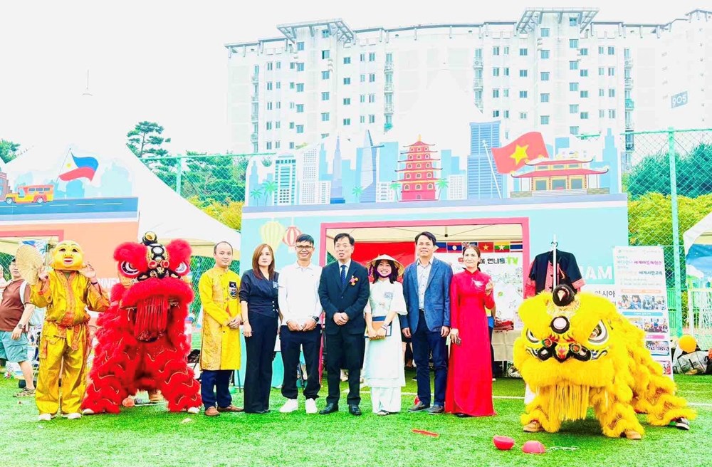 Lan tỏa sắc màu văn hóa tại Lễ hội Văn hóa Thế giới Hwaseong - ảnh 1