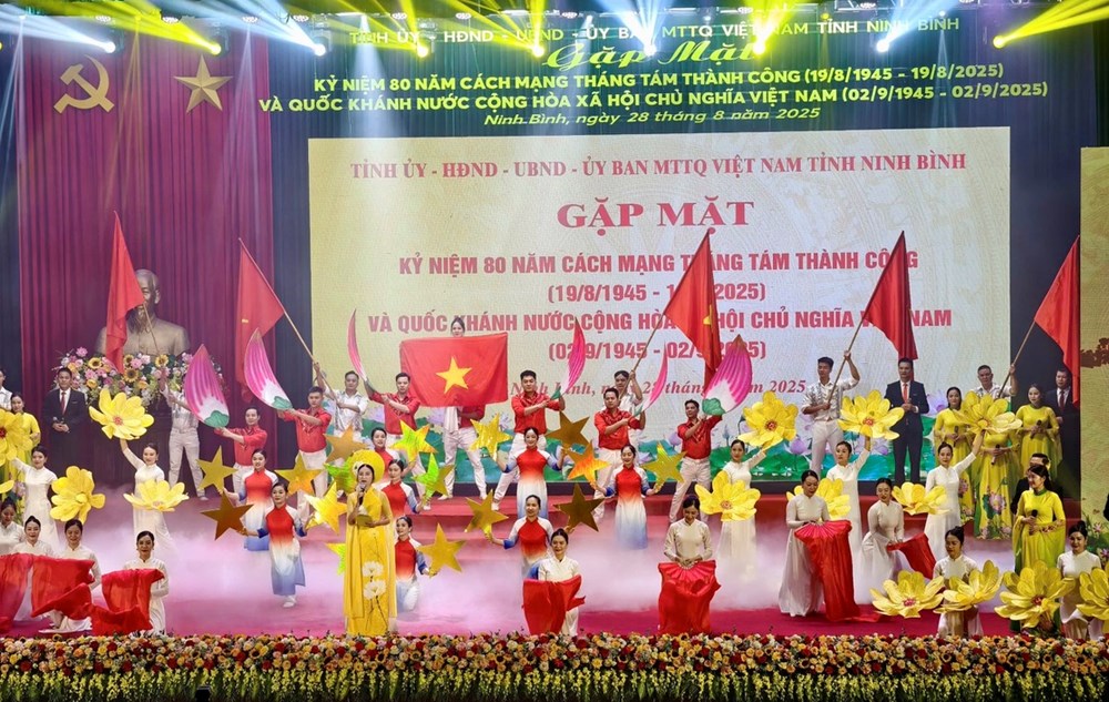 Ninh Bình: Gặp mặt Kỷ niệm 80 năm Cách mạng Tháng Tám và Quốc khánh 2.9 - ảnh 3
