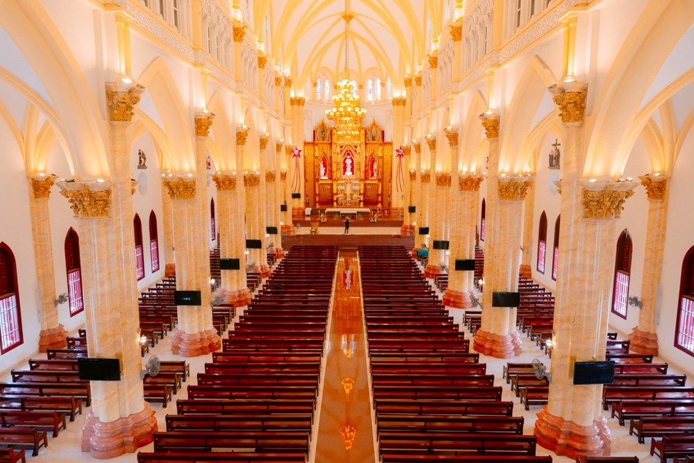 Nhà thờ lớn nhất Việt Nam chính thức được khánh thành - ảnh 8