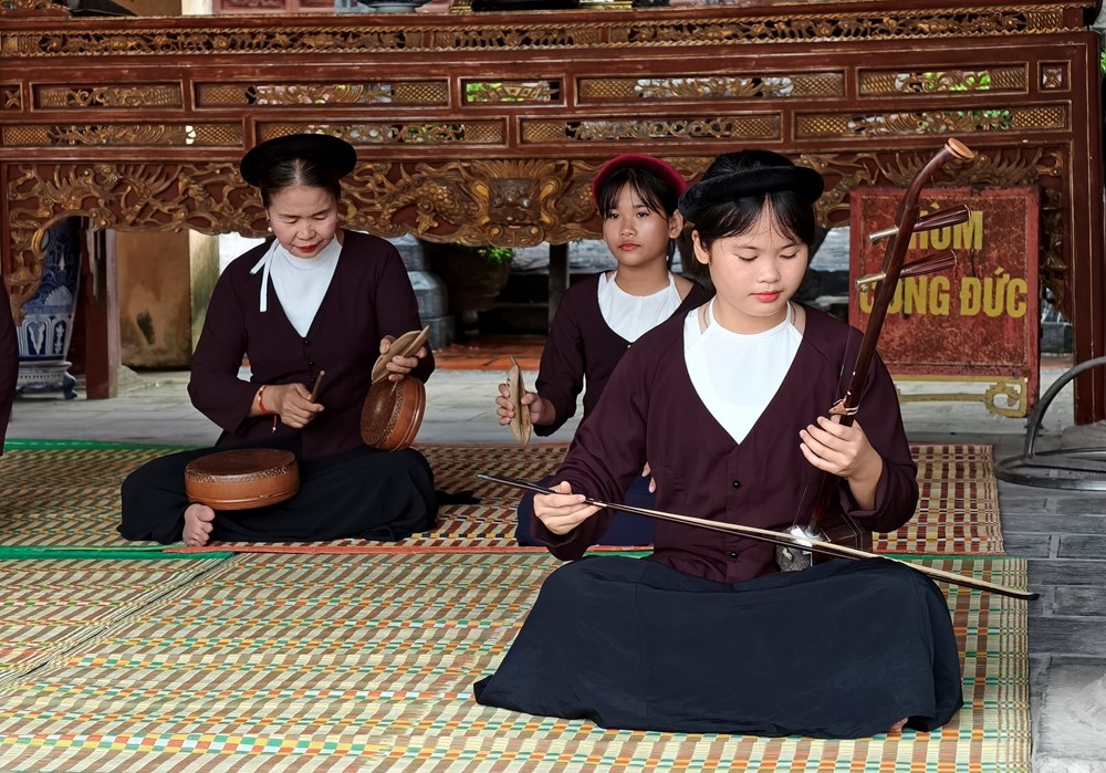 Ninh Bình: Triển khai kế hoạch phát triển văn hoá trong ngành giáo dục - ảnh 1