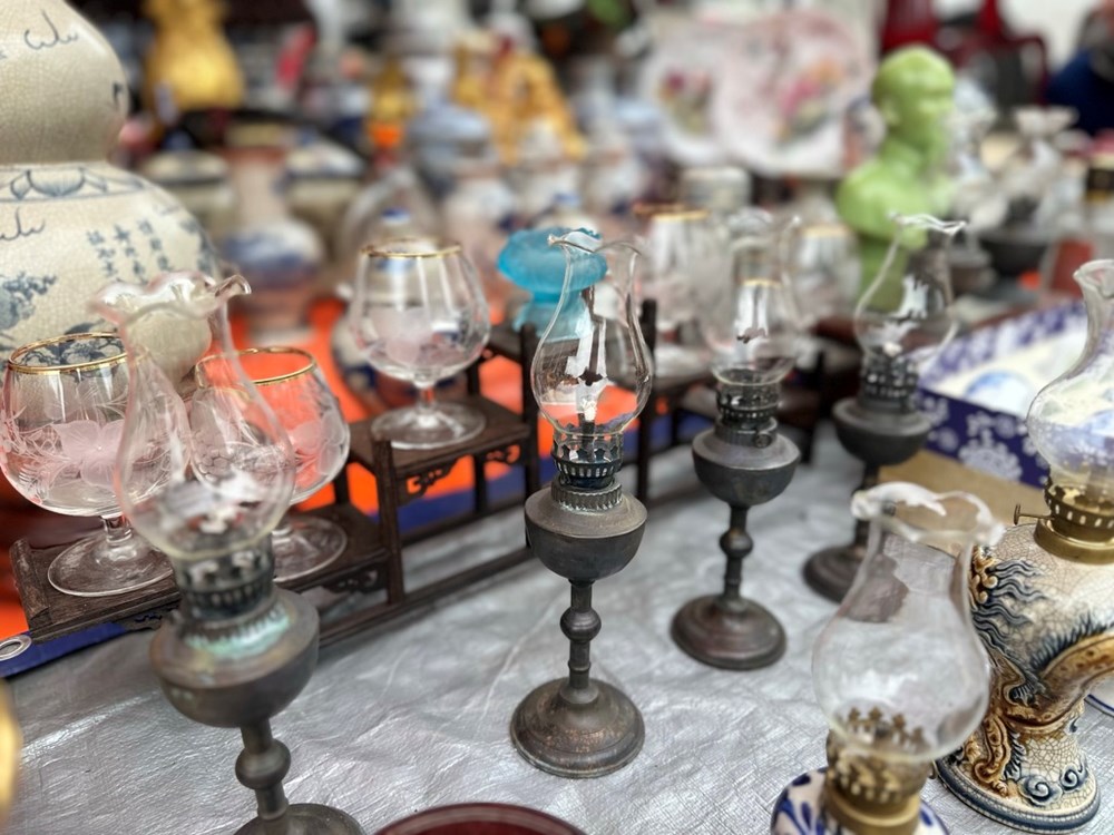 Kỳ lạ phiên chợ “mua may bán rủi” ở Ninh Bình - ảnh 5