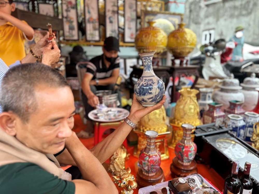 Kỳ lạ phiên chợ “mua may bán rủi” ở Ninh Bình - ảnh 6