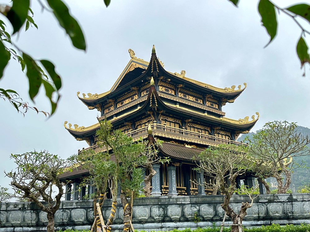 Không phải tiệm vàng, đây mới là nơi người dân Ninh Bình “tìm may” ngày Thần tài - ảnh 1