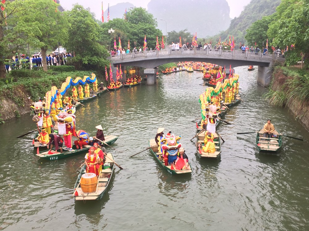 Ninh Bình nâng tầm Lễ hội Tràng An thành lễ hội cấp tỉnh - ảnh 1