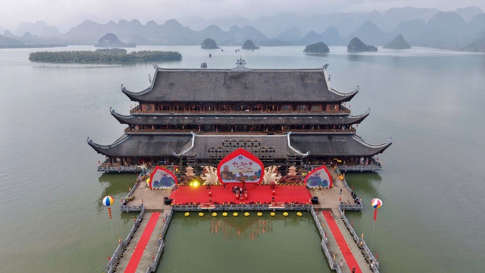 “Bình minh cõi Phật - Tam Chúc khai xuân” - ảnh 1