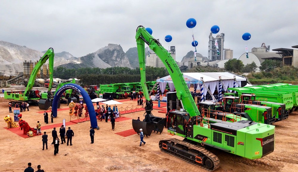 Tập đoàn Xuân Thiện triển khai đội xe máy công trình thuần điện đầu tiên tại Việt Nam - ảnh 2