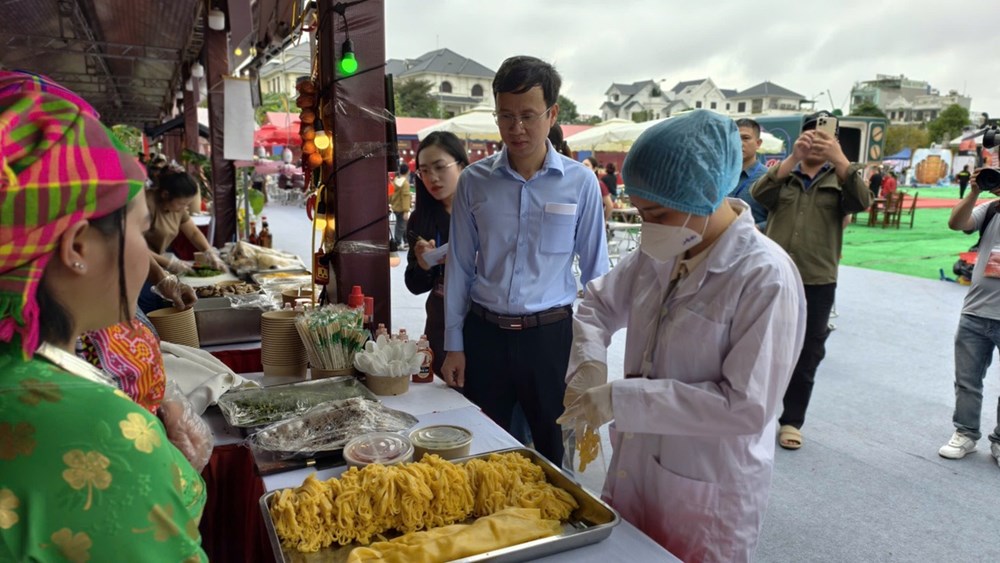 Hàng nghìn người đổ về Festival Phở ở Ninh Bình - ảnh 6