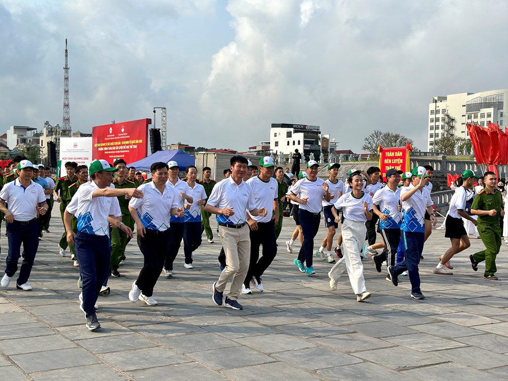 Ninh Bình: Trên 4.000 người hào hứng tham dự Ngày chạy Olympic 2026 - ảnh 1