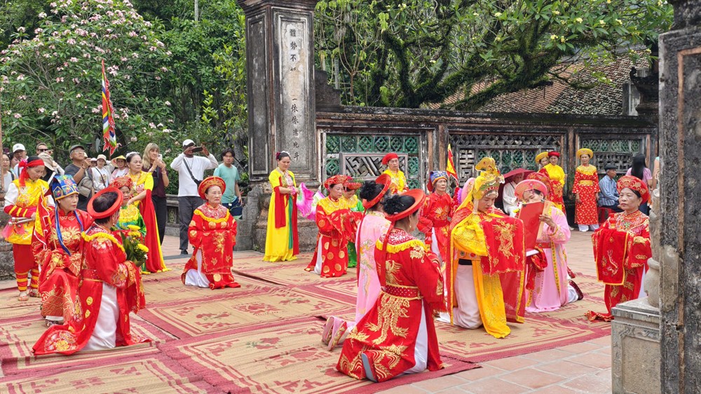 Ninh Bình: Miễn phí vé tham quan Cố đô Hoa Lư dịp lễ hội - ảnh 2
