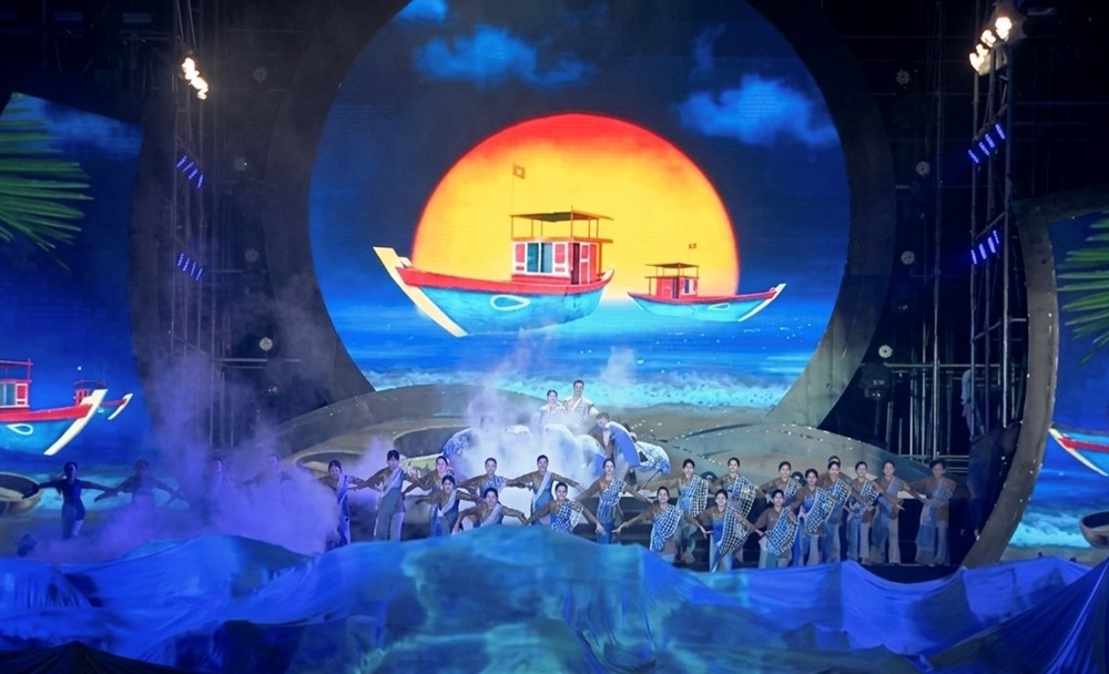 Tưng bừng khai mạc Lễ hội Du lịch biển Ninh Bình năm 2026 - ảnh 2