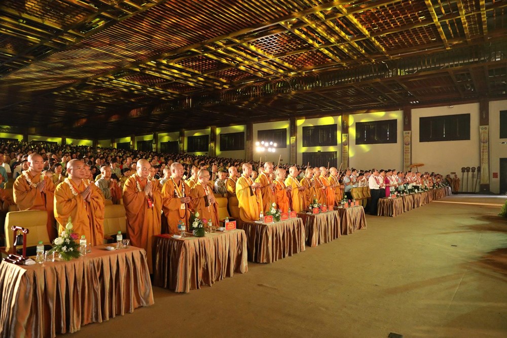 Đại lễ Phật đản tại ngôi chùa lớn nhất Việt Nam - ảnh 2
