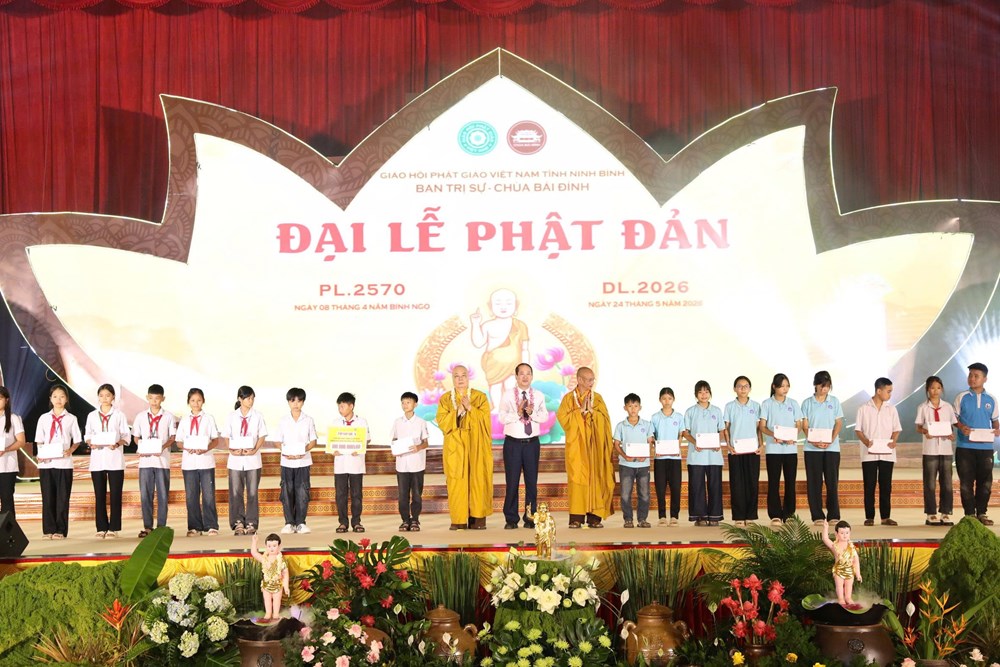 Đại lễ Phật đản tại ngôi chùa lớn nhất Việt Nam - ảnh 5