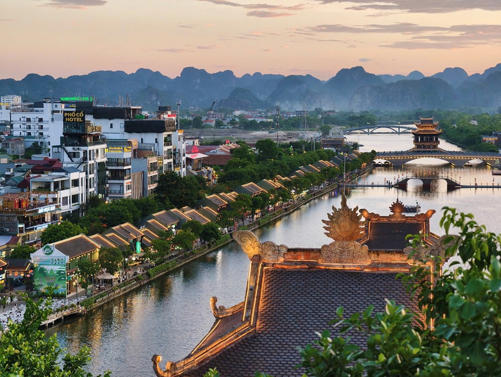 Ninh Bình: Điểm check-in siêu “hot” ngắm toàn cảnh Phố cổ Hoa Lư - ảnh 3