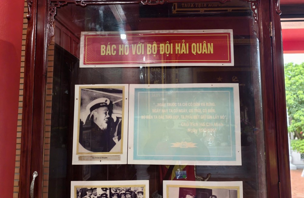 Nhà tưởng niệm Bác Hồ ở Trường Sa: Nơi sáng mãi ngọn lửa cách mạng - ảnh 4