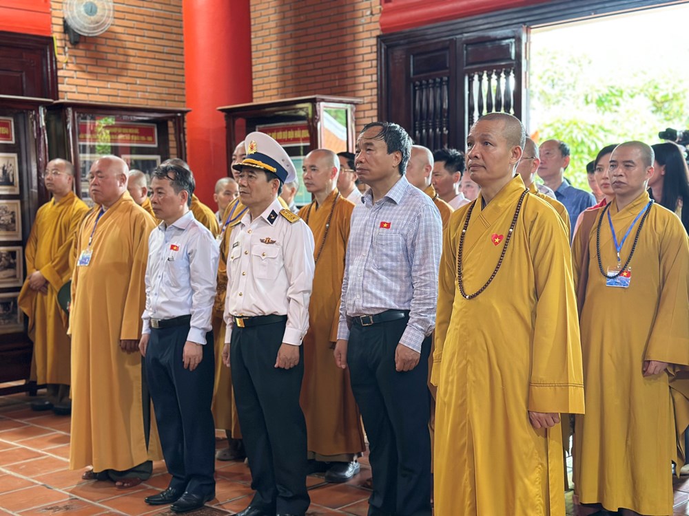 Nhà tưởng niệm Bác Hồ ở Trường Sa: Nơi sáng mãi ngọn lửa cách mạng - ảnh 5