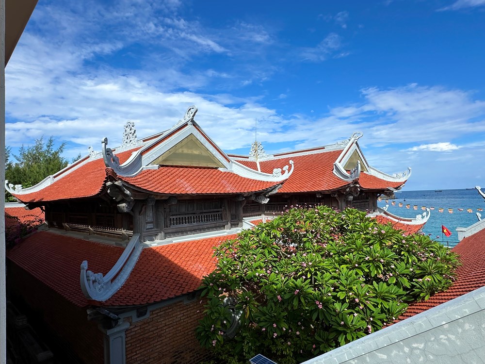 Những “cột mốc” tâm linh ở đặc khu Trường Sa - ảnh 1