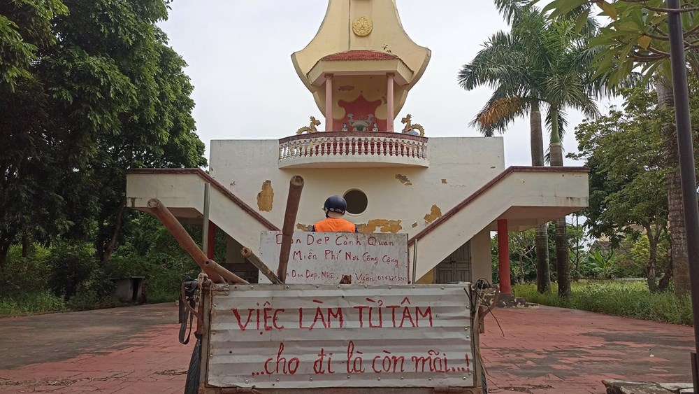 Gã “khùng” và hành trình gieo nét đẹp cho quê hương - ảnh 2