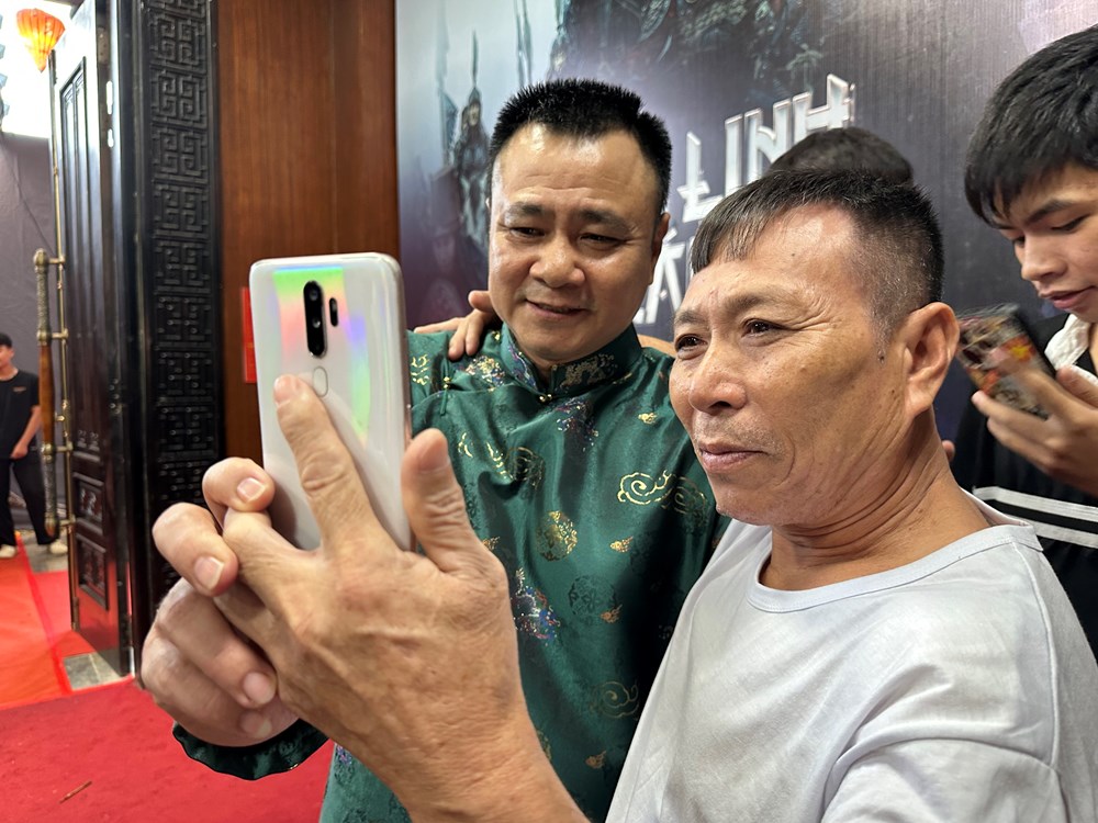 Dàn sao “đổ bộ” Ninh Bình ngày ra mắt phim “Hộ linh tráng sĩ“ - ảnh 3