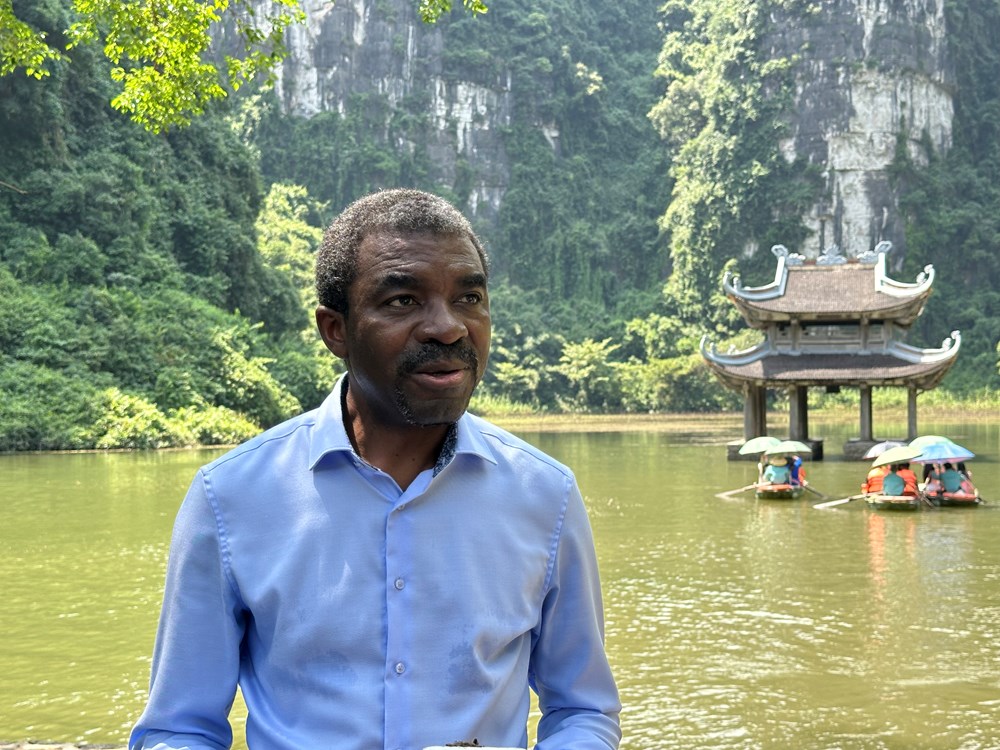 Giám đốc Trung tâm Di sản Thế giới UNESCO: Việt Nam tự hào khi “sở hữu” Di sản Tràng An - ảnh 4
